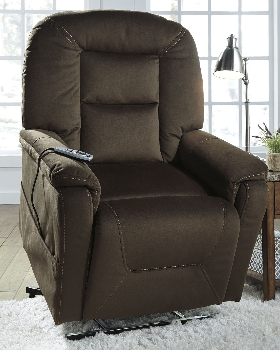 Samir Power Lift Chair - Walo Furniture (Chicago, Illinois)