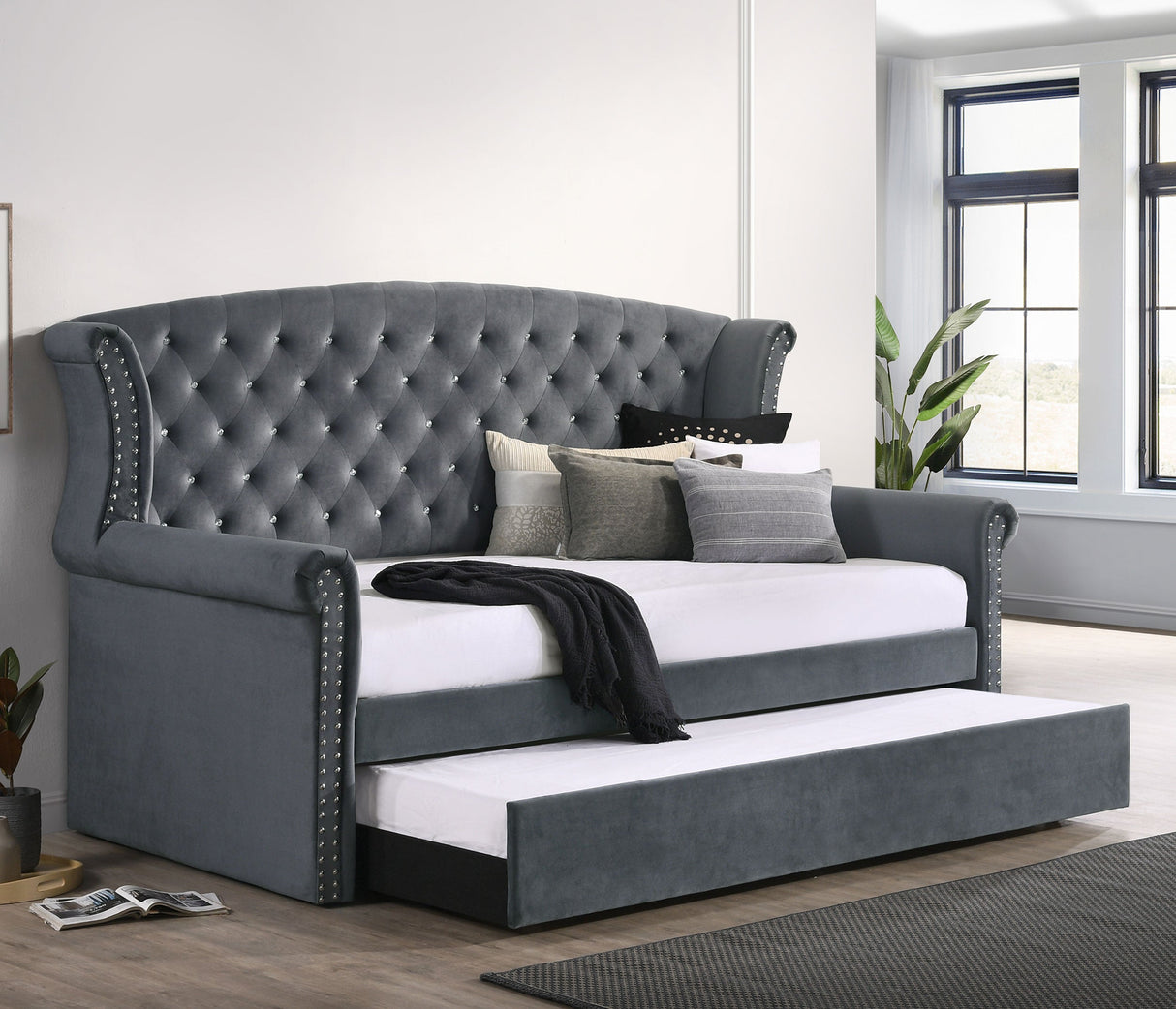 Scarlett Upholstered Tufted Twin Daybed with Trundle