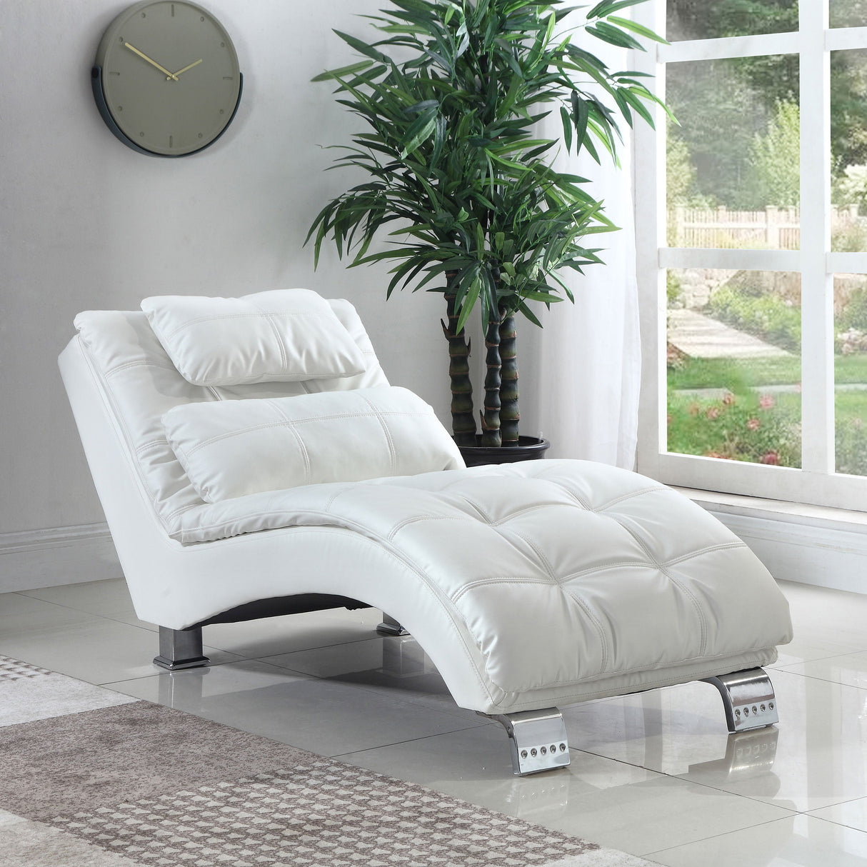 Dilleston Upholstered Chaise White