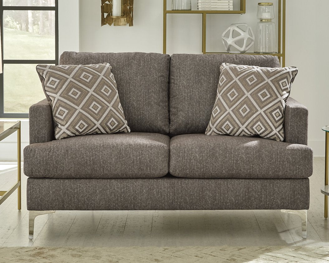 Arcola RTA Loveseat