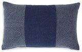 Dovinton Pillow