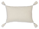 Winbury Pillow