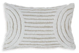 Farissen Pillow