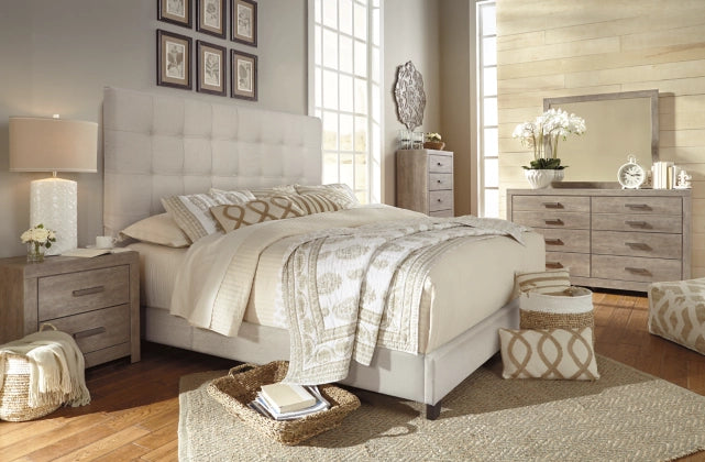 Dolante Upholstered Bed - Walo Furniture (Chicago, Illinois)