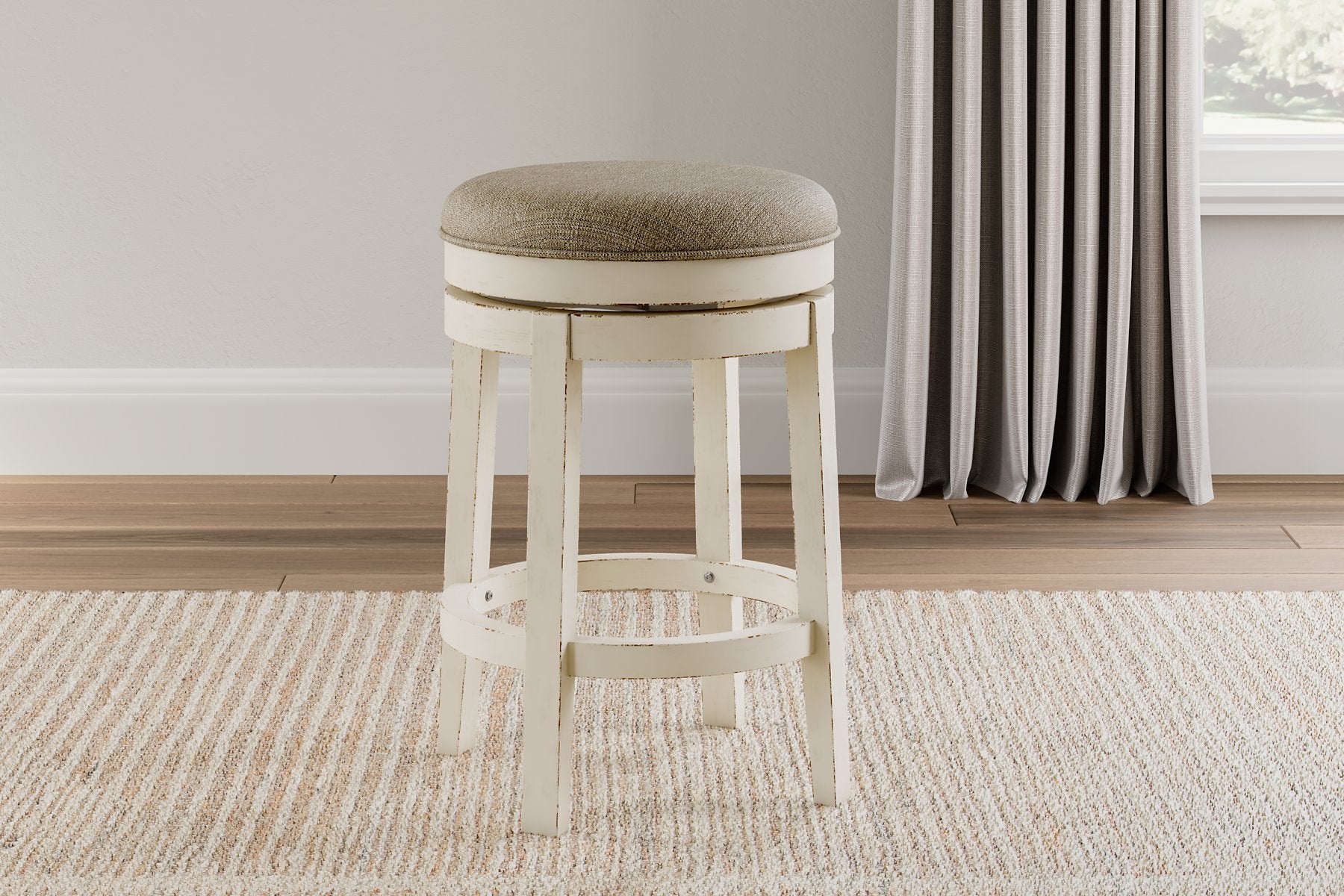 Realyn Counter Height Bar Stool