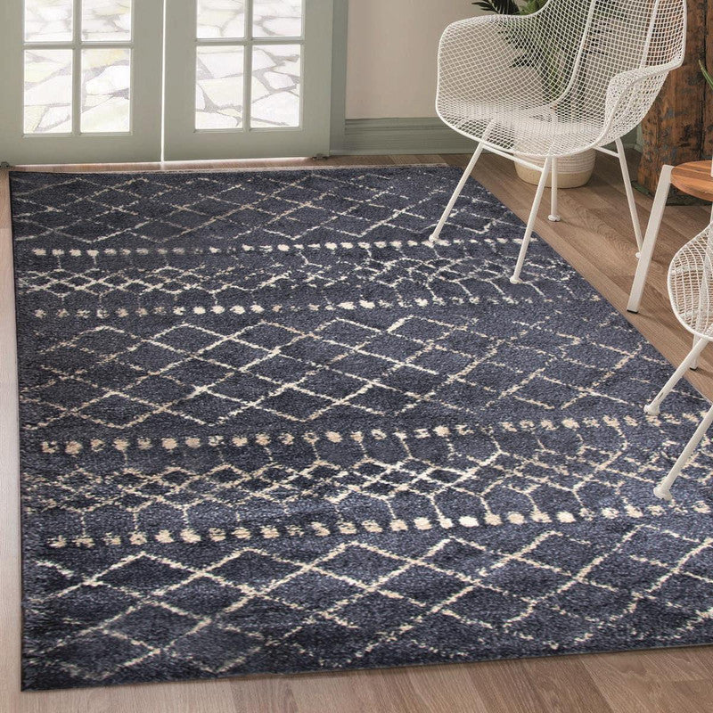 Bistra Area Rug