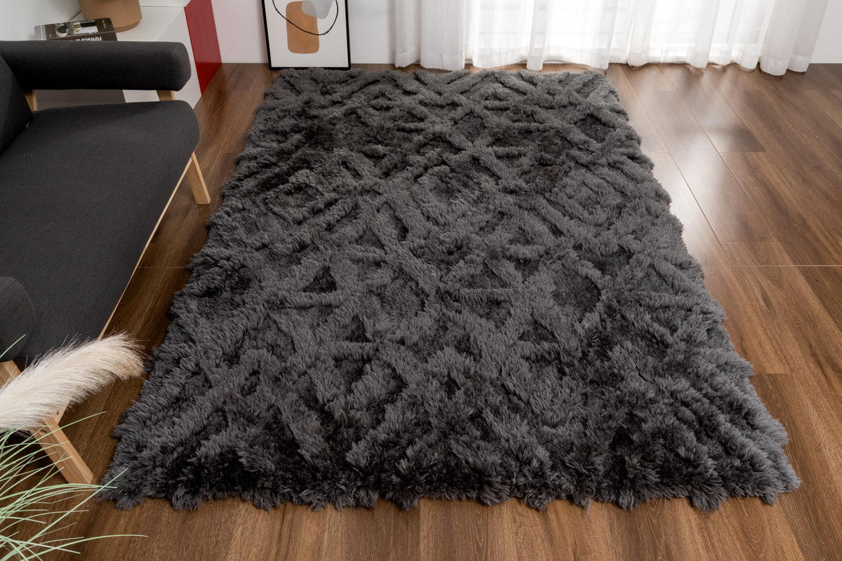 Anarie Area Rug