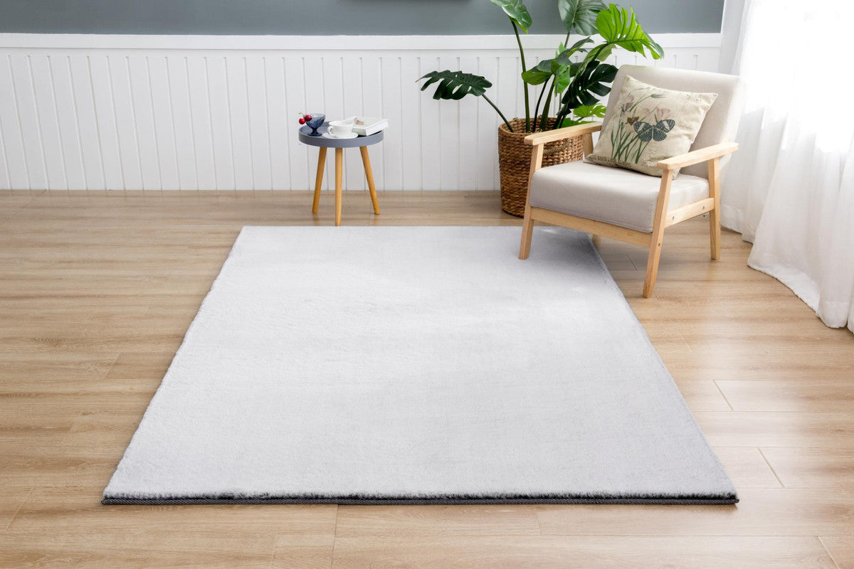 Vesela Area Rug