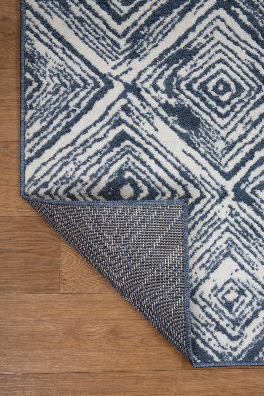 Chloemarie Area Rug