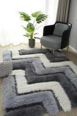 Deonnie Area Rug