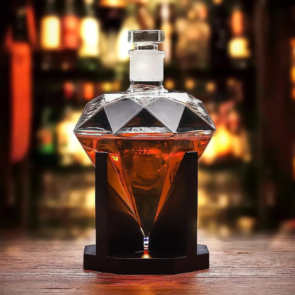 ArtZ® Diamond Decanter