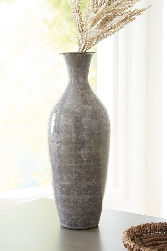 Ashley Express - Brockwich Vase - Walo Furniture