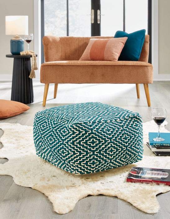 Ashley Express - Brynnsen Pouf - Walo Furniture