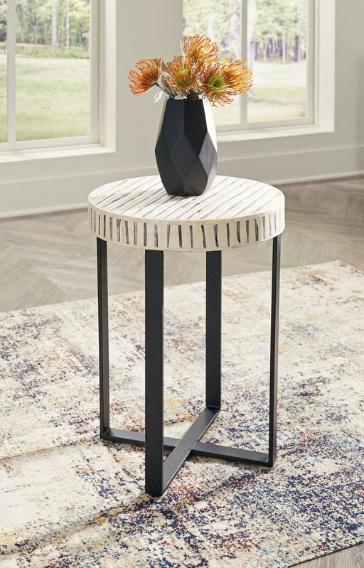 Ashley Express - Crewridge Accent Table - Walo Furniture