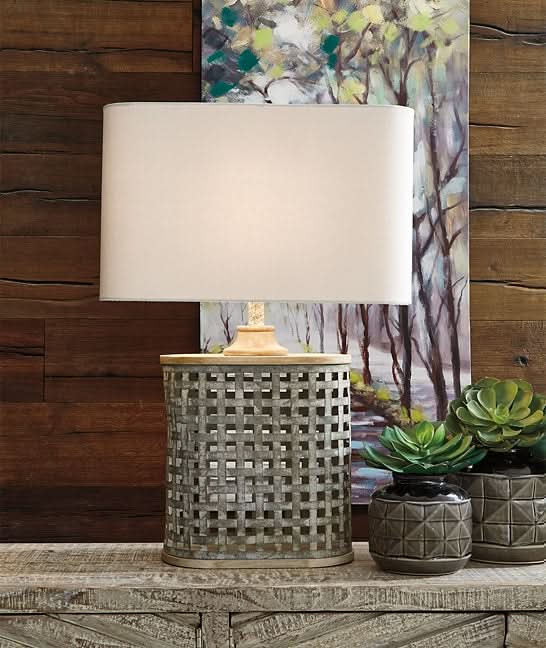 Ashley Express - Deondra Metal Table Lamp (1/CN) - Walo Furniture