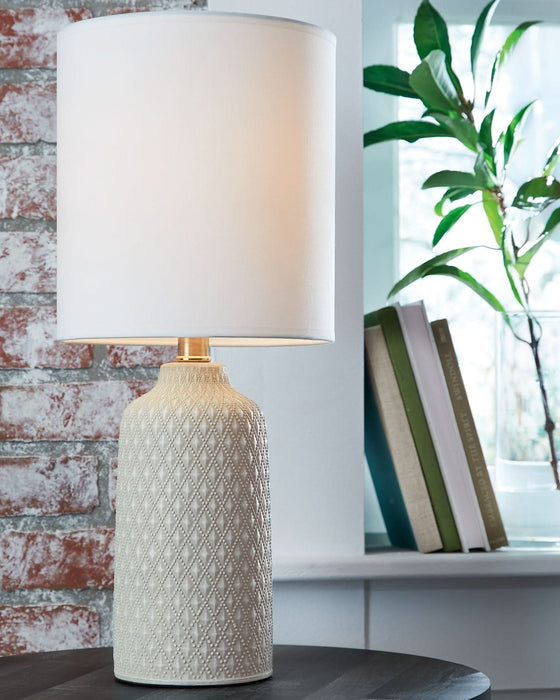 Ashley Express - Donnford Ceramic Table Lamp (1/CN) - Walo Furniture