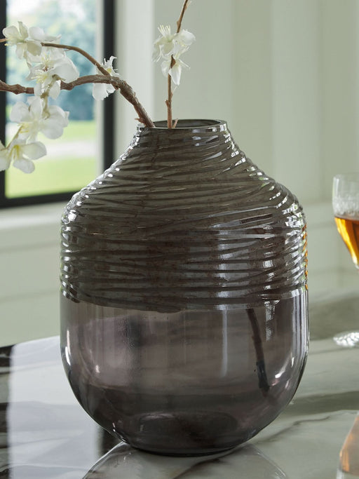 Ashley Express - Harpwick Vase - Walo Furniture