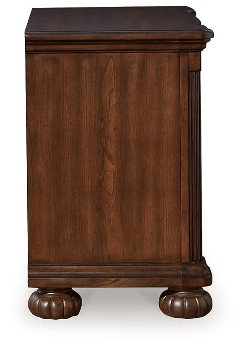 Ashley Express - Lavinton Three Drawer Night Stand - Walo Furniture