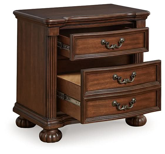 Ashley Express - Lavinton Three Drawer Night Stand - Walo Furniture