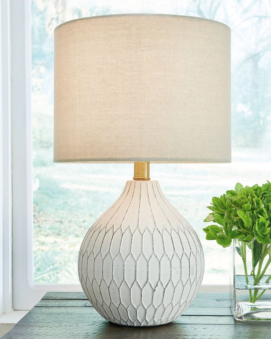 Ashley Express - Wardmont Ceramic Table Lamp (1/CN) - Walo Furniture