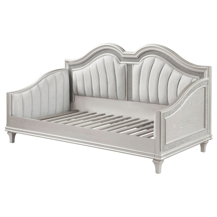 Evangeline Upholstered Twin Daybed Silver Oak - Walo Furniture