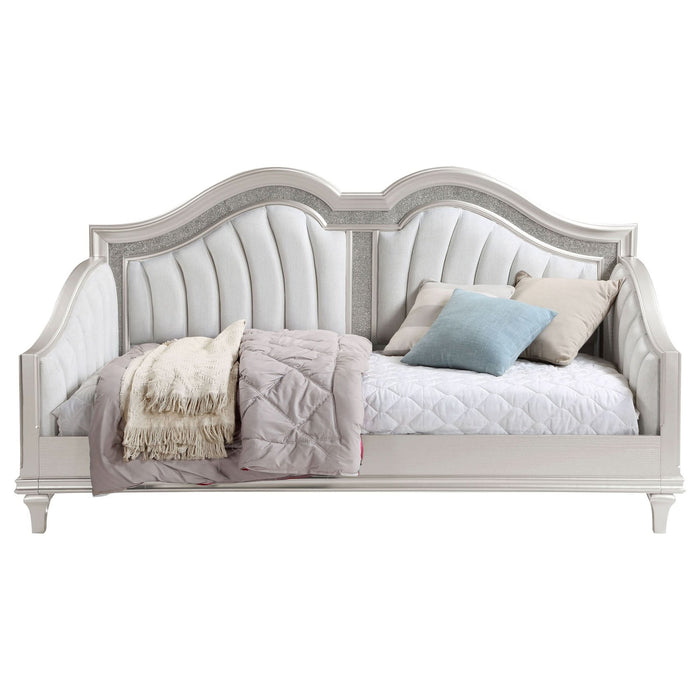 Evangeline Upholstered Twin Daybed Silver Oak - Walo Furniture