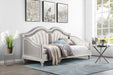 Evangeline Upholstered Twin Daybed Silver Oak - Walo Furniture