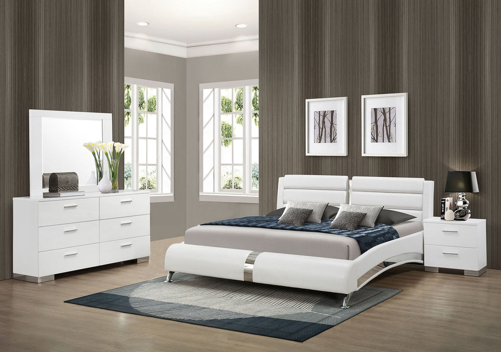 Jeremaine 4-piece Eastern King Bedroom Set White - Walo Furniture 