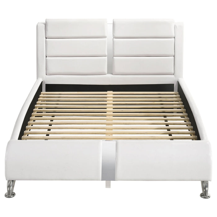 Jeremaine Upholstered Queen Sleigh Bed White - Walo Furniture 