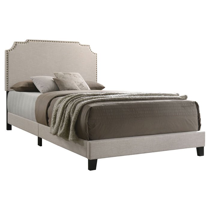 Tamarac Upholstered Queen Panel Bed Beige - Walo Furniture 